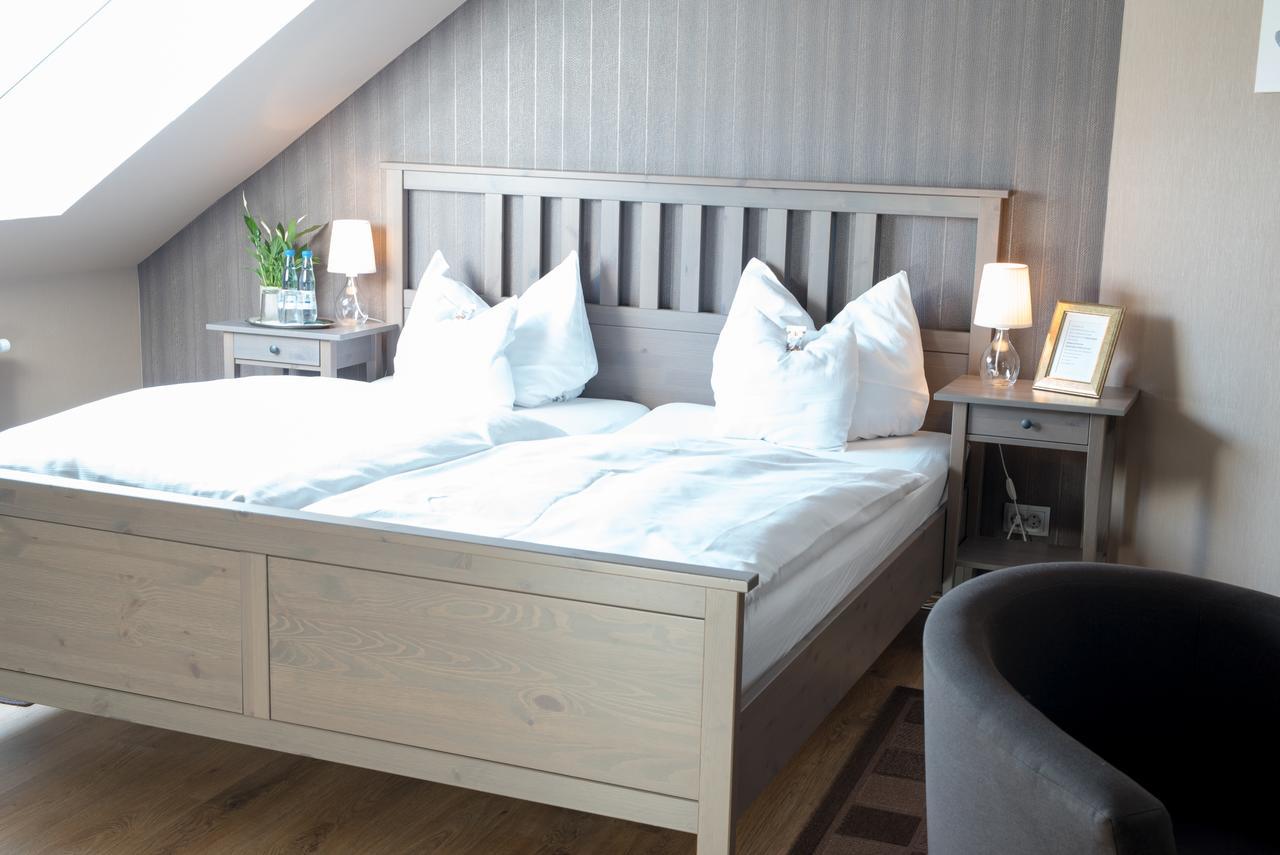 Weddeler Hof Hotel Cremlingen Екстериор снимка